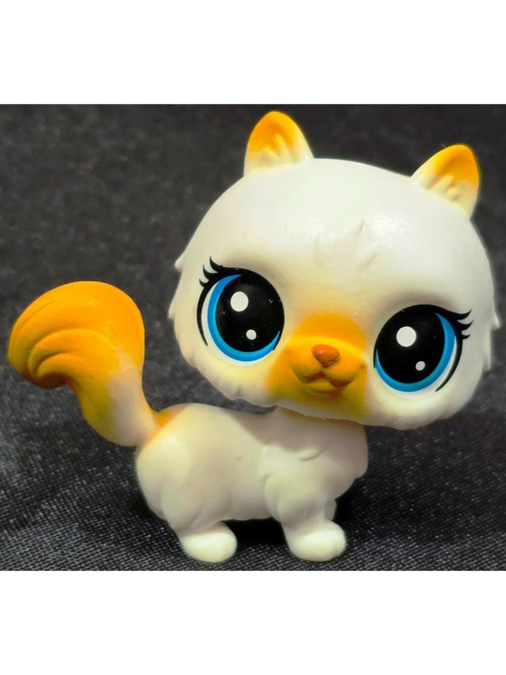 Littlest Pet Shop #1-104 HIMALIA CATTRICK Himalayan Cat white blue eyes series 1
